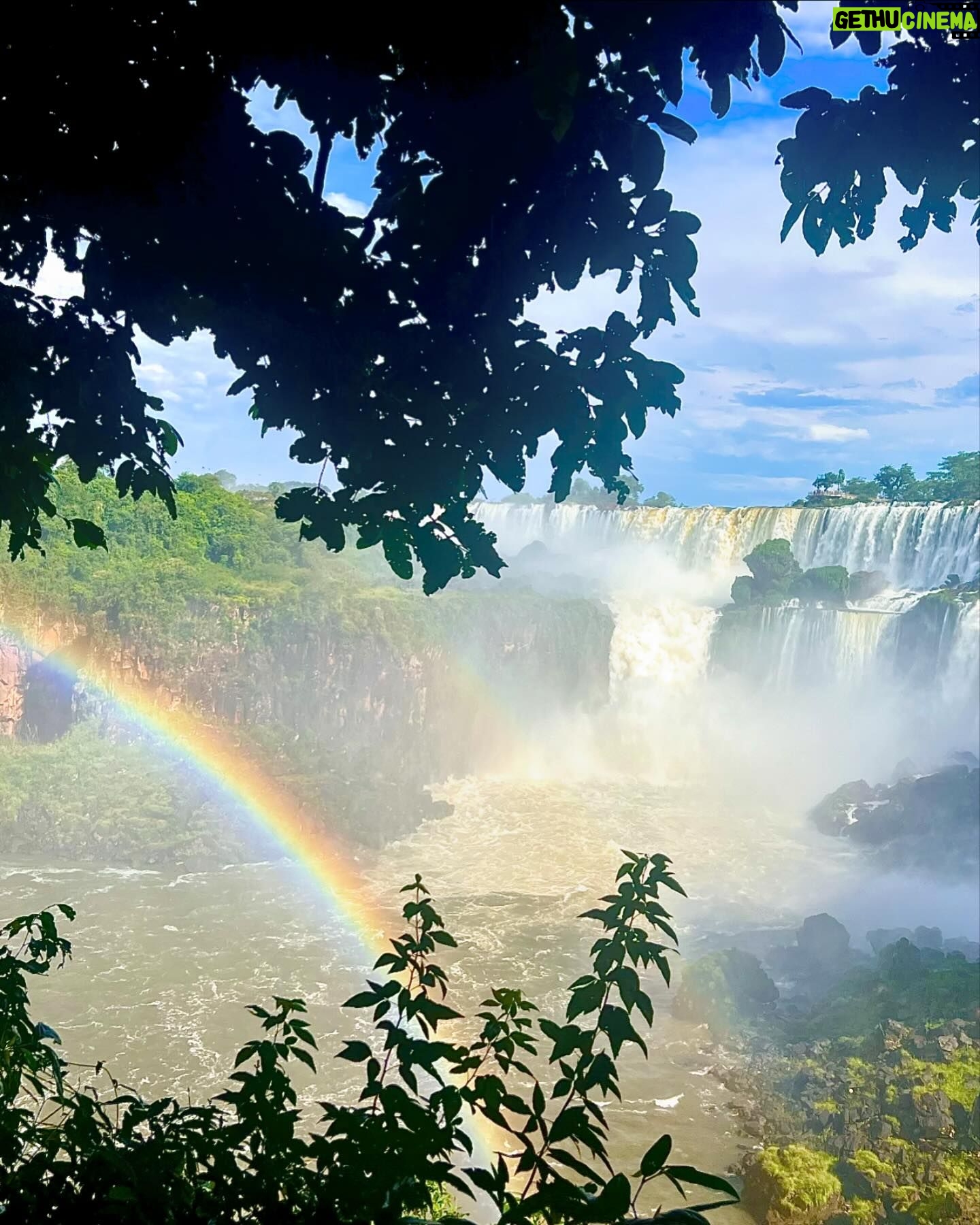 Malena Guinzburg Instagram - Hermosas las Cataratas. Hermoso viaje!!!! Gracias @pristinecamps @puerto_bemberg y toda la gente hermosa del lugar!