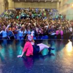 Malena Guinzburg Instagram - Gracias SANTA FE por la noche hermosa que me hicieron pasar ayer! Son un público espectacular ❤️❤️❤️❤️ Gracias por esas risas y esos aplausos hermosos, gracias por cada foto y por todo lo que me dijeron! Obvio que voy a volver!!!! Hoy ROSARIO! @hthproductora @diegoscott @matuti13 @vanigibert