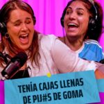 Malena Guinzburg Instagram - EMBALANDO VIBRADORES!!!! En este nuevo episodio de TELÉFONO DESCOMPUESTO hablamos de jodas! Nada más lindo y más molesto que una buena broma pesada! Hay gente especialista en eso, pensar la broma, idearla, desarrollarla, casi un trabajo artesanal que requiere mucha energía. Connie y Male hablan de las que hicieron y de las que fueron víctimas. Y llaman a un especialista en la materia: @pablitofabregas 🤪 No sólo se van a reír con este episodio sino que van a aprender muchas jodas para hacer a sus amigxs!!! ☎️TELÉFONO DESCOMPUESTO☎️ El podcast que podés ver y escuchar en YOUTUBE y SPOTIFY. Cuéntenos qué les pareció y suscríbanse al canal de YouTube y Spotify (es completamente gratis!!). TELÉFONO DESCOMPUESTO Host: @mguinzburg @connieballarini Realización: @interesgeneralpodcast Productor: @matiasdaneri Editor de video: @guidodirisio Productor general: @juanbelli24 Edición artística: @matiasfoti