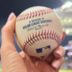 Malillany Marín Instagram - Un día especial 💙⚾️ #yankees #beisbol @yankees @diablosrojosmx ☺️😉 Y mi querido amigo y hermano de generación @isaacsalamef luego les subimos reel Soy muy feliz!!!