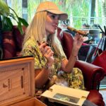 Malillany Marín Instagram - #24FestivalHabano. Como un Habano no hay ! 🇨🇺💨❤️ @habanos_oficial Fumar Habanos es todo un arte !!desde el cortador , como lo prendes ,tu cenicero ,en casa tú humidor . hasta donde lo compras y cuál eliges ,todo cuenta una historia. Soy nacida en la isla donde se da el mejor tabaco del mundo . 😍Es para nosotros parte de nuestra idiosincrasia! Es un olor que siempre me remite a cosas alegres y a mi tierra natal .Nunca olvidaré la sensación de la primera vez que encendí un habano .. una historia de amor para toda la vida . Esta es mi selección para esta edición de el Festival de Habanos #cohibaideales