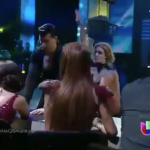 Malillany Marín Instagram - Un poquito de recuerdos desde Rebelde 👩‍🦰 hasta que el dinero 💵 nos separe , protagonizando aventurera 😍 y no me cupo mas  contenido 🤓😆 cine , teatro 🎭, noticieros , conduciendo programas de revista . 4 series y a punto de arrancar al aire mi telenovela número 12 “ Vivir de Amor “ feliz de trabajar nuevamente para ustedes mi amado publico 
(Muchos personajes he dado vida ! Todos diferentes y Jimena no sera la excepción
