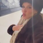 Malillany Marín Instagram - Este 2023 es un año que se queda en mi memoria de mucho aprendizaje.. aquí en este video algunos momentos de el gracias a todos mis maestros los que me enseñaron con amor 🧡 los que me fortalecieron con dolor . Hoy soy más fuerte . y a quien no aparece en el video pero que si está en mi corazón ♥️ y por siempre y muy presente en mi vida 😍 GRACIAS por la empatía! Por el amor ! Por la amistad y por esos momentos que no caben en una foto 😉❤️ 🥂por jamas soltar mi mano ni descuidar mi espalda ♥️ Amor con amor se paga . Es muy lindo saber que no caminas sola ! Y sobre todo Gracias Dios por cubrirme y bendecir mi vida de una manera extraordinaria te pido así por la de las personas que me aman 🥰🙏🏻🦁❤️