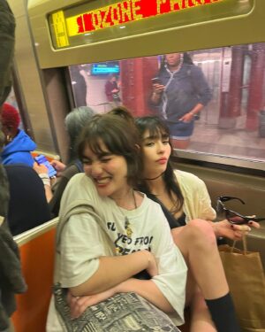 Malina Weissman Instagram - Rush hour