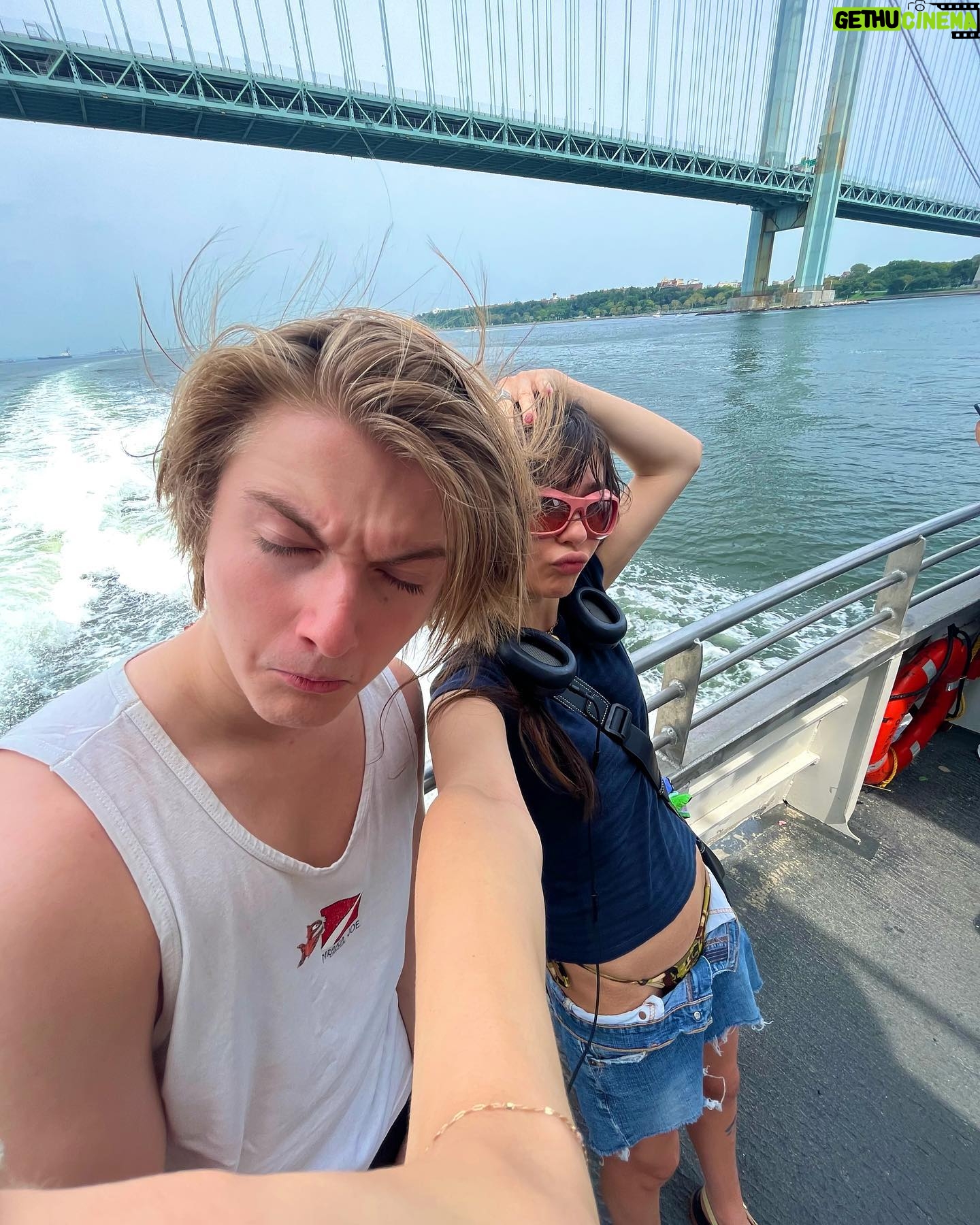 Malina Weissman Instagram - Bday boy 🍰🧁