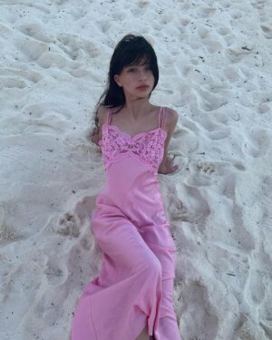 Malina Weissman Instagram - #🌴 #🐰 #yes
