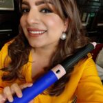 Mallika Dua Instagram - Scyauz me what is this magic? I just became my own salon thanks to the Dyson Airwrap and its insane attachments. @dyson_india Curls, waves, straight blowout, inward, outward, I can do it all by myself at home! #DysonIndia#DysonHair#DysonAirwrap#gifted