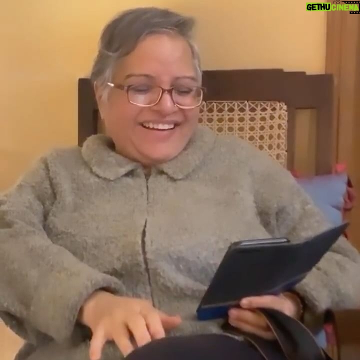 Mallika Dua Instagram - Happy Birthday my mummy @chinnadua You would’ve turned 64 today and probably celebrated it by baking Jahan a cake in typical selfless Chinna fashion. I try and find your spirit within me everyday. It will take time. You were extraordinary and divine after all. I cook more now. I think it’s you. I also laugh louder, that’s definitely you. I’m also trying to never say die. It’s hard for obvious reasons but I’m trying. I also text less because this Carpal Tunnel surgery business is not cool. You Social butterfly 📱🧚🏻♀️ I try to keep a nice home and be a good host. I also try and help people like you would. I don’t have a fraction of your patience or social battery though. I’m still not able to wear your sarees often, or drape one myself. I hope you are very very very happy and peaceful, wherever you are, surrounded by music and love. I picture you in heaven, nurturing a big kitchen garden like you always wanted, singing to your plants sans any worry. My small babygirl with the purest heart. Happy Birthday my first and greatest love. Thank you for being mine, for choosing us and for the gorgeous looks my god. Itni sundar. Untill we meet again😘 🦋🧿🦋