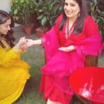 Mallika Dua Instagram - KC rahi aapki KC? 🌛🌜