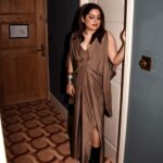 Mallika Dua Instagram – 🗡️🕯️🪐
.
.
.
.
.
.
In @reik.studio 
@shoplune 
@aands_official 
.
.
.
.
Team 
@sakshi312 
@kajol_mulani 
@dellsi.mody 
📸 @pehelaggarwal