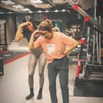 Mallika Dua Instagram - Tight traps, sore glutes and PMS don’t stop me from being a 🐒. Don’t let ‘em stop you frunz. . . Choreography by @bhangralicious