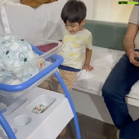 Mallika Dua Instagram - 🧿 I’m now Maasi to Fateh Dua Sinha, who secretly judges everyone, pouts non stop, thinks deep thoughts, gives bombastic side eye 👀, smiles for no reason in his sleep, sleeps if he finds you boring, uses very few sounds to convey discomfort/needs but gets the point across and has the fluffiest cheeks monk like calm at all times. Needless to say, he reminds us of Papaji in the most adorable, life affirming, heart melting, soul healing way. 🧿💚✨ This button is 20 times smaller than he looks in pictures. I can’t. Two little monkeys have now conquered our world, and they are aptly named Jahan and Fateh 🧿✨🦋🦉