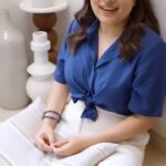 Mallika Dua Instagram – I travel A LOT and love it.
My skin however, doesn’t always love the constant shifts in climate and schedule so my dermat recommended @cerave.india products that hydrate and nourish my skin no matter where I go. I LOVE  the moisturiser because it’s light, fragrance free and enriched with ceramides which we all know are like hugs for skin. 

My skincare regimen includes cleansing my face with the CeraVe cleanser, followed by the moisturizing cream and of course a good sleep cycle! 

These CeraVe products start from Rs. 315 onwards and are truly amazing for your skin!
So if you haven’t tried them yet then do grab them now✌🏻
.

#YourDermatKnowsBest #Ceramides
#ScienceofCeramides
#Ad #CeraVeInIndia 
@cerave.india