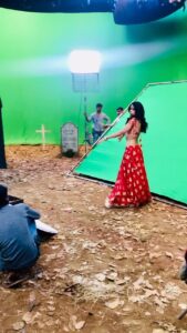 Mallika Sherawat Instagram - Weekend on the sets🎬 . . . . . . . . . . #lehenga #allaboutbrides #designerlehengas #traditionaloutfit #ethnicwearonline #designerwear #lehengacollection #partywearlehenga #indianwear #gold #pink #cute #instalove #smile #beautiful #alwayspositive #red #precious #friendly #brightlights #lipstic #better #allyouneed #dressdesigners #onthisday #peacefull #healthymindset #innerstrength #alwayssmile #designerfashion