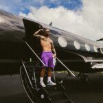 Maluma Instagram - Un saludo pa’ la profesora que decía que la música no me iba a llevar a ningún lado 😘 @royaltyrecordsoficial 👑