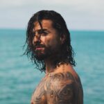Maluma Instagram - Sienta bien eso de ser padre 👨🏻🤣 — Ya escucharon #PorQueSerá con @grupofrontera ??? Vayan Yaaaaa… Tema fav Lejossss 🚀