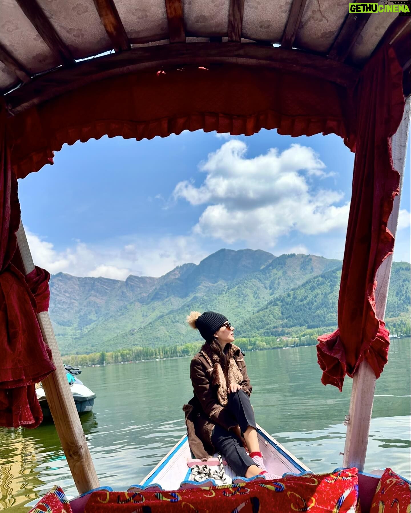 Malvi Malhotra - 3 Likes - Pahad aur Sukoon ❤️