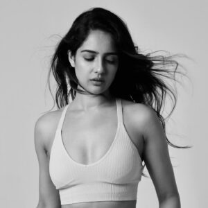 Malvi Malhotra Instagram - 🩶
Styling — @roshnipandey__ 
PC — @trueclick01 
HMUA — @sapnanairmakeovers 

— #malvimalhotra