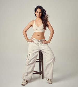 Malvi Malhotra Instagram - 🤍🤍🤍🤍🤍🤍🤍🤍

——
Styling — @roshnipandey__ 
PC — @trueclick01 
HMUA — @sapnanairmakeovers 

— #malvimalhotra
