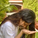 Malvi Malhotra Instagram - I used to think that being peaceful is the ultimate goal of my life . But controlling mind is not that easy . We always say that “ Control your mind before it controls you “. How to achieve that ? After I came here I learnt a lot which is much beyond what I used to think . After spending over a week here and following all the routines from yoga to therapies like SHIRODHARA , NASYA , BASTI to conscious breathing to meditation to studying and having a lot of philosophy sessions on “ PRANA “ I learnt that if your PRANA is in your control , you can control your EMOTIONS , MIND , HEALTH and everything. After doing that practice to be in sink with PRANA , my mind learnt thoughtless state. My concentration reached another level with this practice . Your mental health and physical health is in your control if you know this practice . Thank you @abhyasschoolofyoga For introducing me to Yog which is much vast than what we think it is .