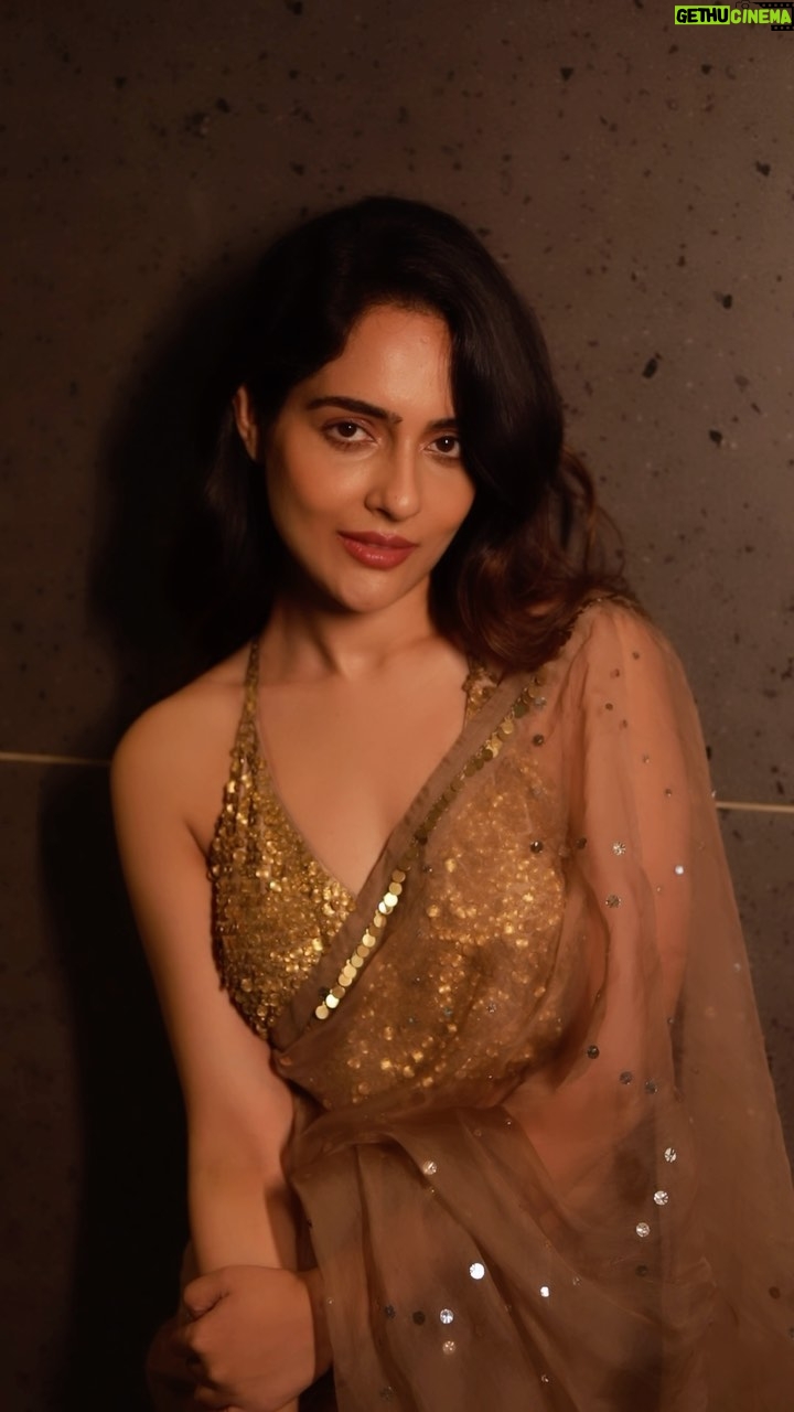 Malvi Malhotra - 3 Likes - JAB TUM SAMNE THE ❤️
#vintagevibe
#trending