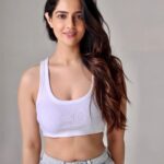Malvi Malhotra Instagram - Hello 🤍 PC — @fzyfuzionstudio HMUA — @monashairandbeauty Edit — @safyanali_retouching ——