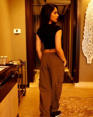 Malvi Malhotra Instagram - 🖤🤎

PC — @chiliverishiva 
Styled by — @roshnipandey__ 

—