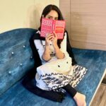 Malvi Malhotra Instagram – THE POWER OF NUNCHI ❤️ 
Eye Measure 

It’s an ability to listen and gauge other’s mood . It’s an ability to sense what is going on around . To know the written and unspoken information from your circumstances. Basically , Reading the air .
It’s very interesting to know NUNCHI through this book. Koreans teach NUNCHI to their kids Since childhood.

Thank you @penguinindia 
For introducing me to this interesting book , it’s so practical game and after knowing and practising NUNCHI , you can actually level up your social game . You will Start understanding people and situations better . 
I would recommend this to everyone . Check it out 💯