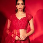 Malvi Malhotra Instagram - 🌹 PC — @deepak_das_photography HMUA — @monashairandbeauty Styled by @krishi1606 Outfit @kalighataindia Jewellery @milsilaccessories — #malvimalhotra