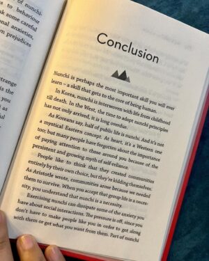 Malvi Malhotra Instagram - THE POWER OF NUNCHI ❤️ 
Eye Measure 

It’s an ability to listen and gauge other’s mood . It’s an ability to sense what is going on around . To know the written and unspoken information from your circumstances. Basically , Reading the air .
It’s very interesting to know NUNCHI through this book. Koreans teach NUNCHI to their kids Since childhood.

Thank you @penguinindia 
For introducing me to this interesting book , it’s so practical game and after knowing and practising NUNCHI , you can actually level up your social game . You will Start understanding people and situations better . 
I would recommend this to everyone . Check it out 💯