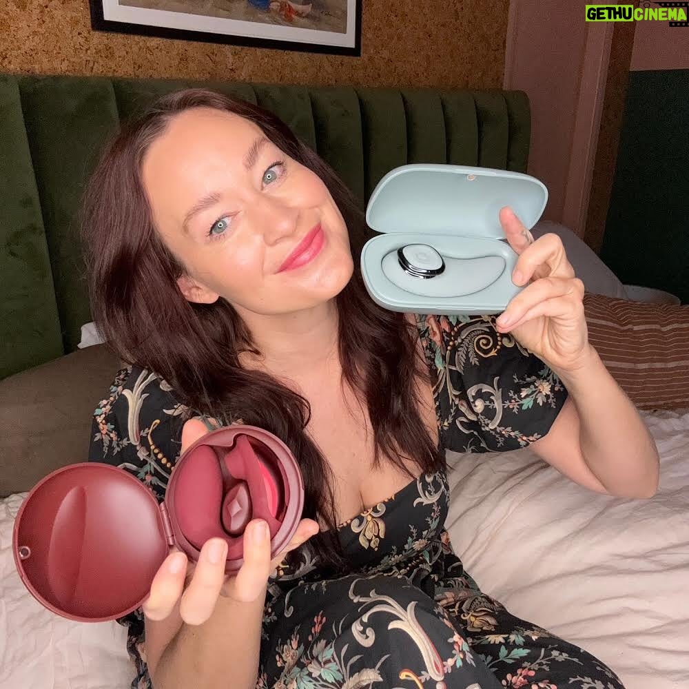 Mamrie Hart Instagram - All dressed up and nowhere I want to go. Cause we’re having fun at home, y’all. Thats right! I’m basically the Oprah of toys. You get a Thump and you get a Pebble and you get an Airvibe Pro! Everyone who enters wins a toy or gift card towards a toy, all you have to do is: 🌸 Click the link in my Instagram bio 🌸 Sign up with your email 🌸 See your gift from @bellesaco Discreet shipping & billing ✨ Ships worldwide 🌍 Tag someone who deserves a toy!