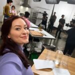 Mamrie Hart Instagram – SWIPE ALERT 🚨 Last month I had the pleasure of hosting this episode of UMAMI MATCH for @unlock_umami 🍴 give the full episode a watch if you enjoy super talented chefs rising to a challenge or me standing nearby drooling at the mere mention of miso. Bonus, you might learn something! #jfoodo _partner