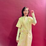 Manami Higa Instagram - 今年もわたくし動き出しました🌼🌷🌸🌹 @daibyoinsenkyo_ntv #新空港占拠 @nhk_yorudora #つくたべドラマ 新空港占拠、初回はちゃんとon timeでハラハラしながら観てました‼︎ 今後の展開もお楽しみに〜 ここだけの話、本当にラストの展開わからないの。。 だから余計にドキドキ笑 つくたべも絶賛撮影中です。 早くご覧頂きたいなぁ。。