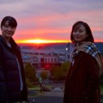 Manami Higa Instagram – ご褒美みたいな出逢いでした💐

野本さんと春日さんの日常が
これからも続いていくようななんだか不思議な感覚。。

とにかく、つくたべを楽しみに観てくださった皆さま本当に有難うございました。

私もこの作品に救われた1人。
世間の当たり前や常識、
価値観に惑わされず、自分が自分をちゃんと肯定してあげることの大切さを
改めてというか、確信させてもらえました‼︎

どうか、あなたの人生が自分らしく
より生きやすい世の中になりますように。

最後までご視聴いただき有り難うございました🙏
