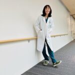 Manami Higa Instagram – やっほい♪

裕子先生です👩🏻‍⚕️
前髪切ってパーマかけまして
今日も元気に撮影しております

@daibyoinsenkyo_ntv もよろしくね💓

#大病院占拠
#武蔵裕子と申します