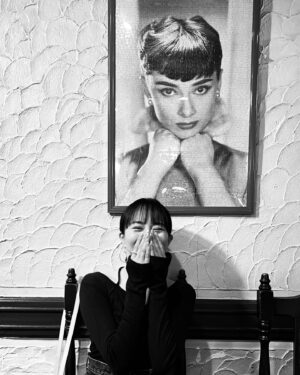 Manami Higa Instagram - Audrey is my role model♡
