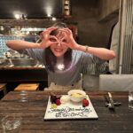 Manami Higa Instagram - crank upのご褒美飯🍴🍖😋💕 早めの誕生日も祝ってもらいました🎂 thank you🩵💛💜