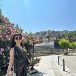 Manami Higa Instagram - 今年はたくさん旅へ行けた年でした‼︎ 念願のサンセバスチャン🇪🇸やギリシャ🇬🇷など はじめましての国もあり、 美味しいものや人との出会い、経験や学び、とにかく充実した日々でした。 また来年も旅をしよう🌏✈️✨ #2023 #ハイライト #travel