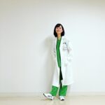 Manami Higa Instagram - 今年1月期に放送された「大病院占拠」の続編に出演させて頂くことになりました‼︎ ただいま裕子先生〜🧑‍⚕️♪ 今回はどこが占拠されるのか、、 新たな登場人物や、緊張感あるシーンも ぜひお楽しみに〜💁🏻‍♀️🚷🚓💨 @daibyoinsenkyo_ntv 毎週土曜夜10時 1月START🎬 #大病院占拠 #続編