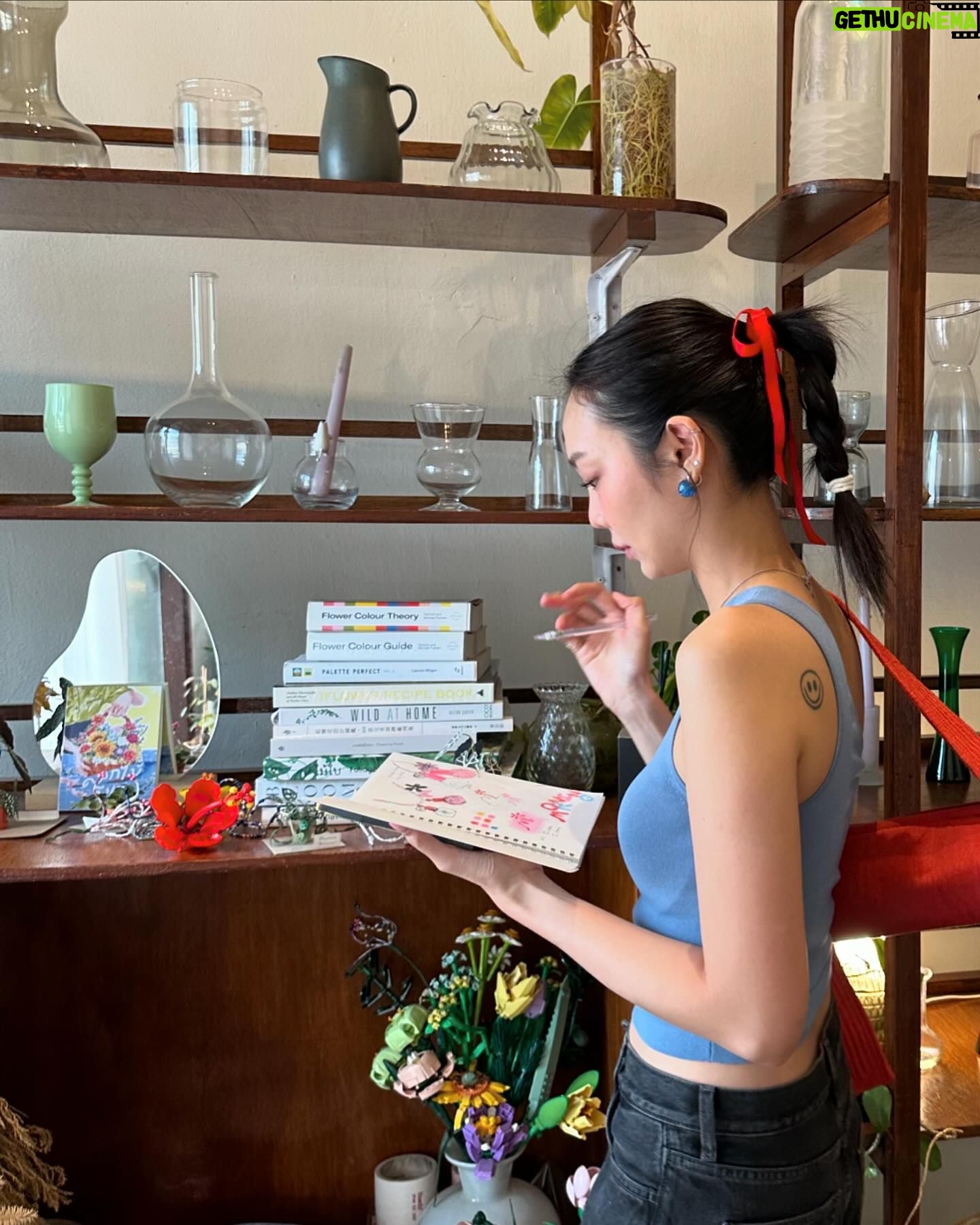 Manasaporn Chanchalerm Instagram - 🌹🦋 @cosstores #COSThailand