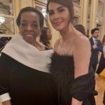 Mandana Karimi Instagram - I had the honour of attending yet another magnificent launch of @isaloniofficial “ 62ed edition “ at the @teatroallascala All set for yet another design week in Milan.