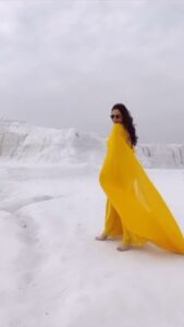 Mandy Takhar Instagram - #Nakhro Nature 🥰 @djflowofficial1