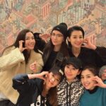 Mandy Wong Instagram - 天氣好凍，但我地好hot好熱辣辣， 滾吓烚吓傾吓 with my sistersss @victorianera_hk The next station is 。。。🔥🔥🔥 @selenaleelalee @nwuuu @paisleyhu @myoliemyolie @elaine_yiu #胡說八道世界巡迴演唱會