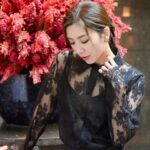 Mandy Wong Instagram - 2024年第一個post 🌸🌸🌸 多謝AIA的邀請，同大家過了一個朝氣愉悅的早上 ，跟大家打打氣😌💪🏻 @aiahongkongmacau OOTD 💕 @maxandco @maxandcohk @jayxhair @littlewhiteofficial