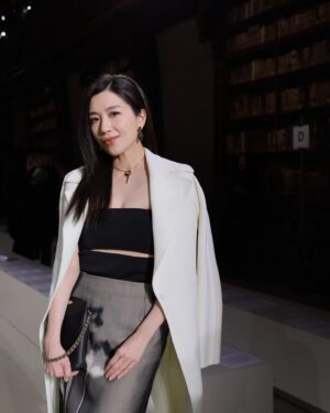 Mandy Wong Instagram - Thank you GIADA and having me to the FW24 show at Brera. 
第一次到達Brera這個意大利國家級的圖書館看秀，滿滿的文藝學術氣息，真的非常享受和榮幸🙏🏻 
#MFW 
#GIADA
@giada_montenapoleone 
@supremeartent 
#qystyling