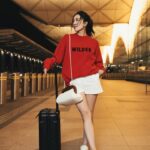 Mandy Wong Instagram - new year | new vibe | new start 🫶🏻 Milan I m coming ~ Ciao 🛫 Makeup: @littlewhiteofficial Hair： @jayxhair Photographer: @nickyjai ootd: @sportmax @sportmax_hk Styling: #qystyling #MFW