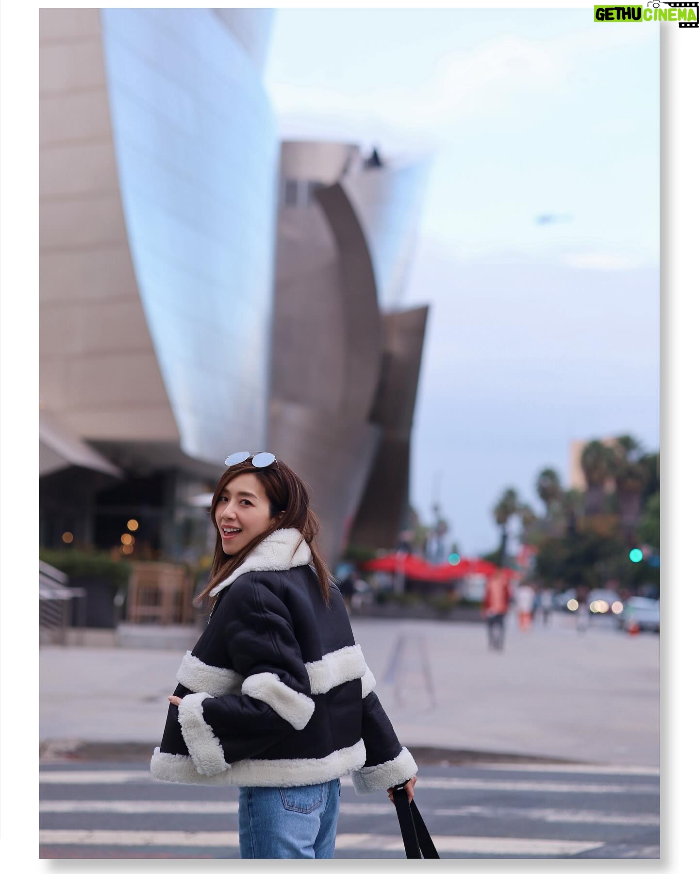 Mandy Wong - 11.7K Likes - Hello LA 😚💃🏻
趁有幾天假期喺市中心City Walk 一下,雖然天陰陰,但
仍無損心情,逛一逛打下卡🤭.
Outfits by @elleme
#prettywomanmovie
#mfavmovie