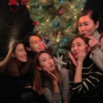 Mandy Wong Instagram – 2023年的生日非常特別，好想好好地記錄落嚟！
雖然今年嘅生日唔喺香港，
但能夠同一班好姊妹喺巡唱的首站中渡過，很值得紀念的旅程！謝謝有您們，還記得當我地唱著合唱時，只要一對上眼就會🥹😢😭真係要逃避眼神先唱到落去，唔係講少！
今年的生日願望係。。。😏🙏🏻
希望我哋繼續good show，下一站 @thundervalley ，衝呀💃🏻
@paisleyhu 下次等你歸隊！
@myoliemyolie @selenaleelalee @elaine_yiu @nwuuu 

#胡說八道世界巡迴演唱會 
#sisterslove 
@joy_entertainment_usa