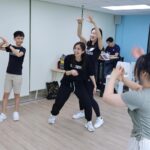 Mandy Wong Instagram - 從你們身上總看到無限可能性，是自帶能量的小宇宙，擁有挖不完的寶藏❤️ 人長大了，快樂變得很難很複雜，願我們能保持一顆童心，對每件事都充滿好奇，保持對生活的熱愛，保持簡單的快樂🫶🏻 @uptou_education #happychildrensday🎈