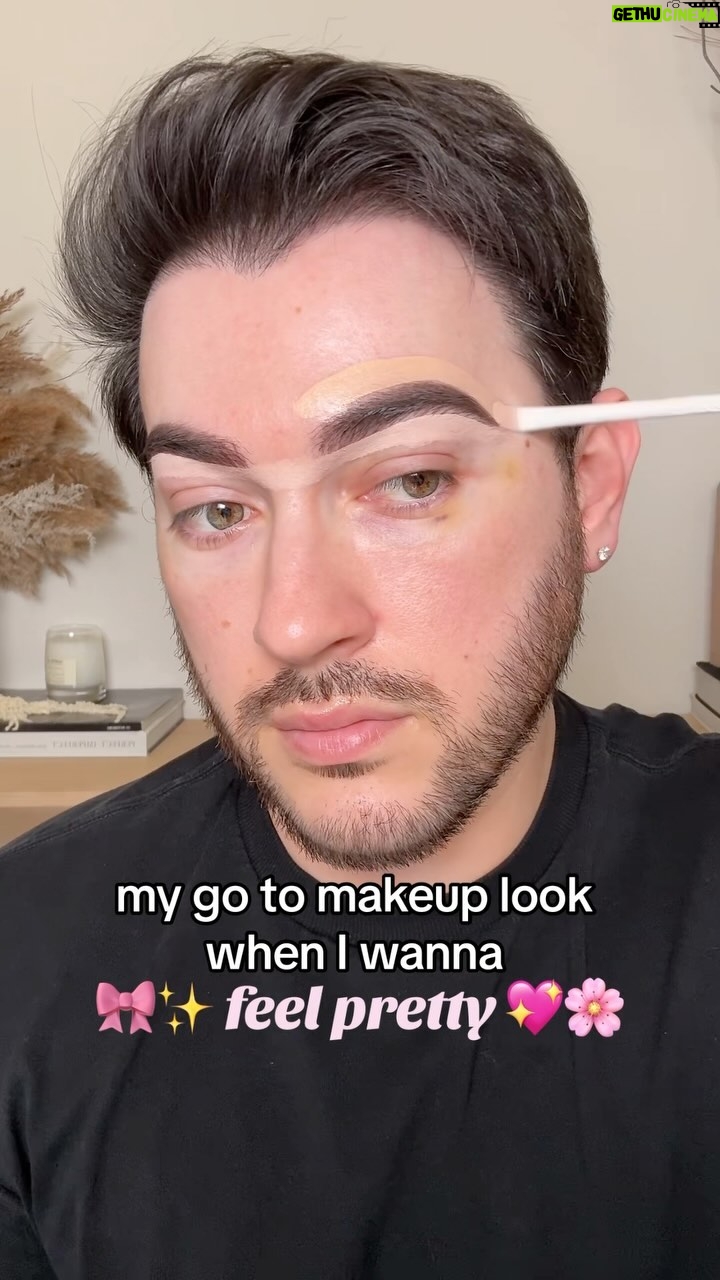 Manny MUA Instagram - makeup id wear to a Sabrina Carpenter concert 🌸 Eyes - @lunarbeauty nude prism palette @maybelline build a brow im dark brown for liner, lunar beauty luna lashes with @essence_cosmetics cream liner Base - @hauslabs triclone foundation, @narsissist soft matte concealer @hudabeauty corrector in pink pomelo, @hourglasscosmetics vanish concealer, lunar beaty lunarversal powder in pink Bronzer - @beautyblender cream bronzer with @charlottetilbury bronzer Blush - @bossupcosmeticss blush balm, @narsissist thrill blush with lunar beauty moonshroom palette on top @elfcosmetics grip setting spray to set Lips - lunar beauty lip liner in milk tea, icon lipstick with flora gloss #makeup #beauty #grwm #getready